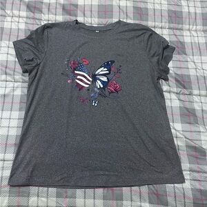 NWOT. Women’s Heather Gray T-Shirt. Patriotic Butterfly/Floral Design. Size XL